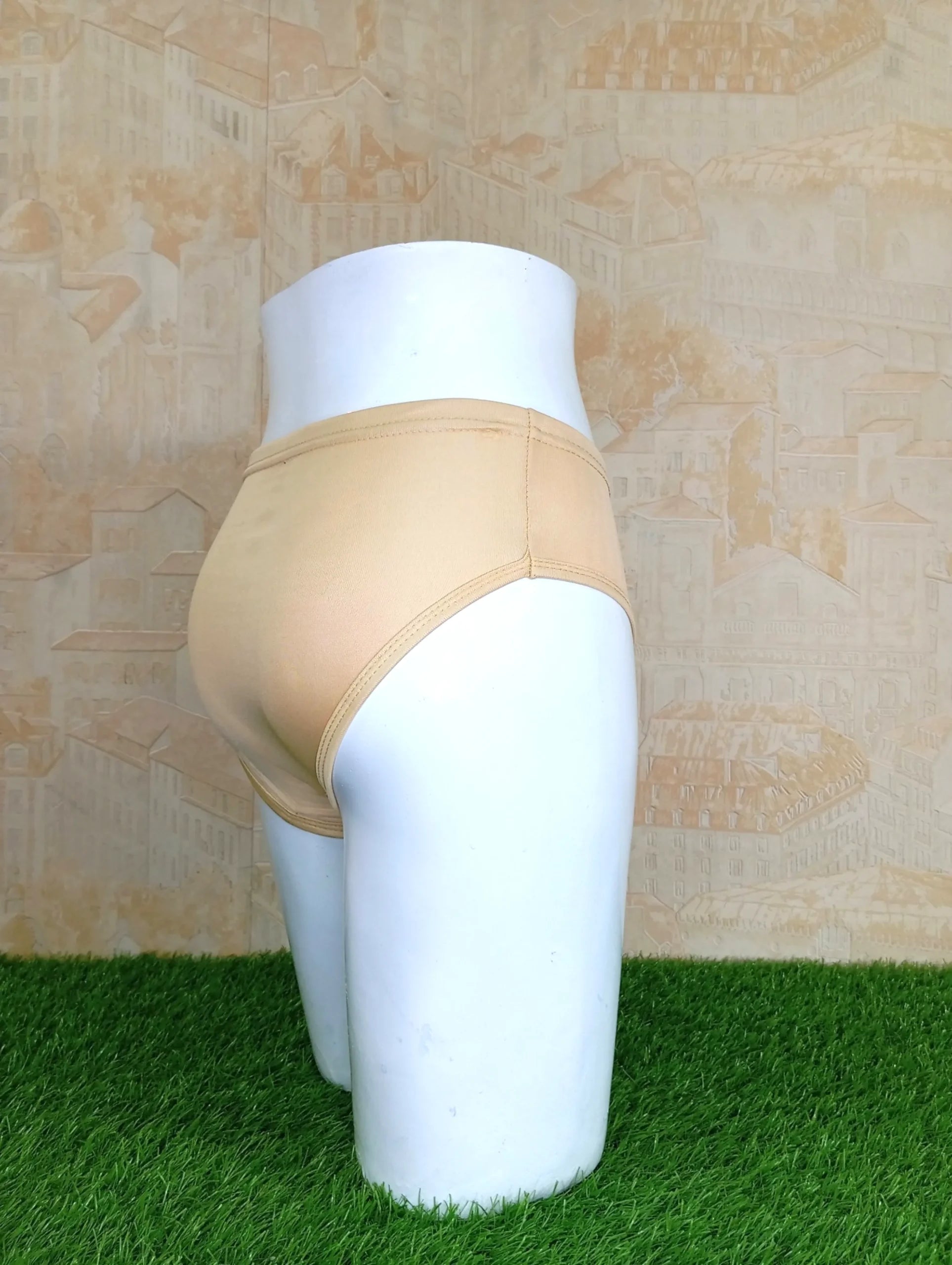 Cream Color Comfortable Casual Ladies Underwear Soft & Breathable-Left