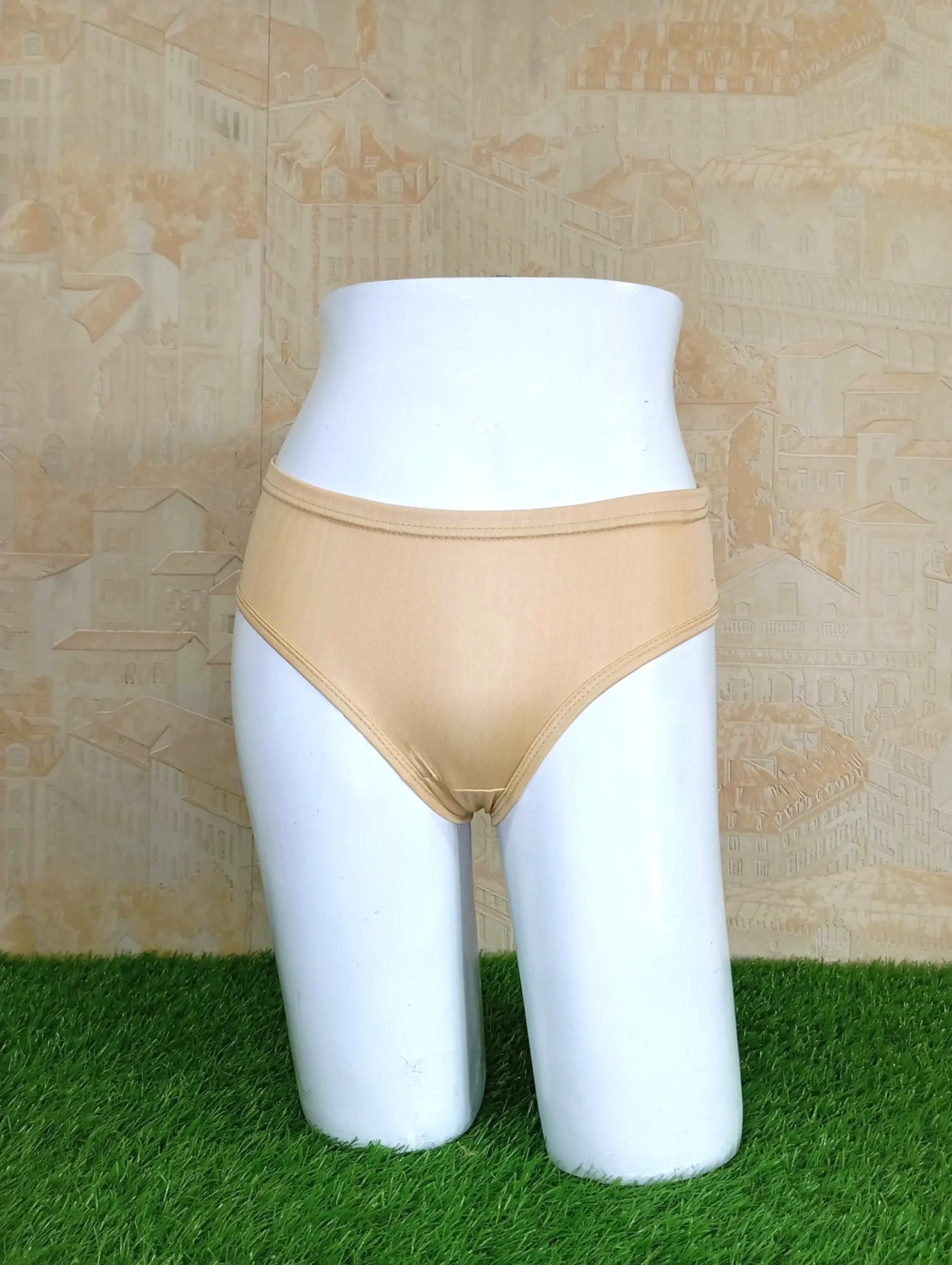Cream Color Comfortable Casual Ladies Underwear Soft & Breathable