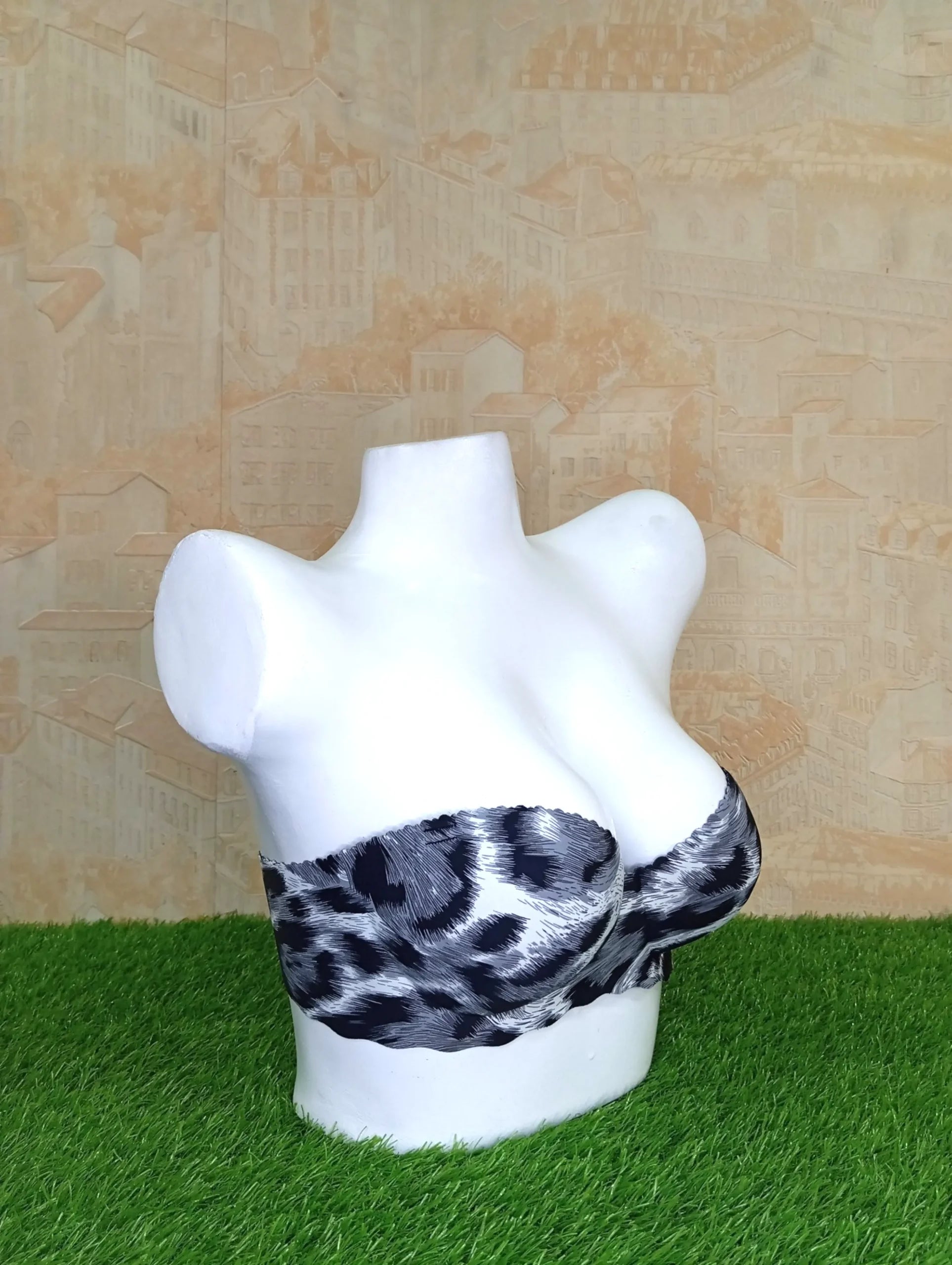 Cheetah Printed Push-Up Padded Versatile Bra Detachable Straps-Left Strapless