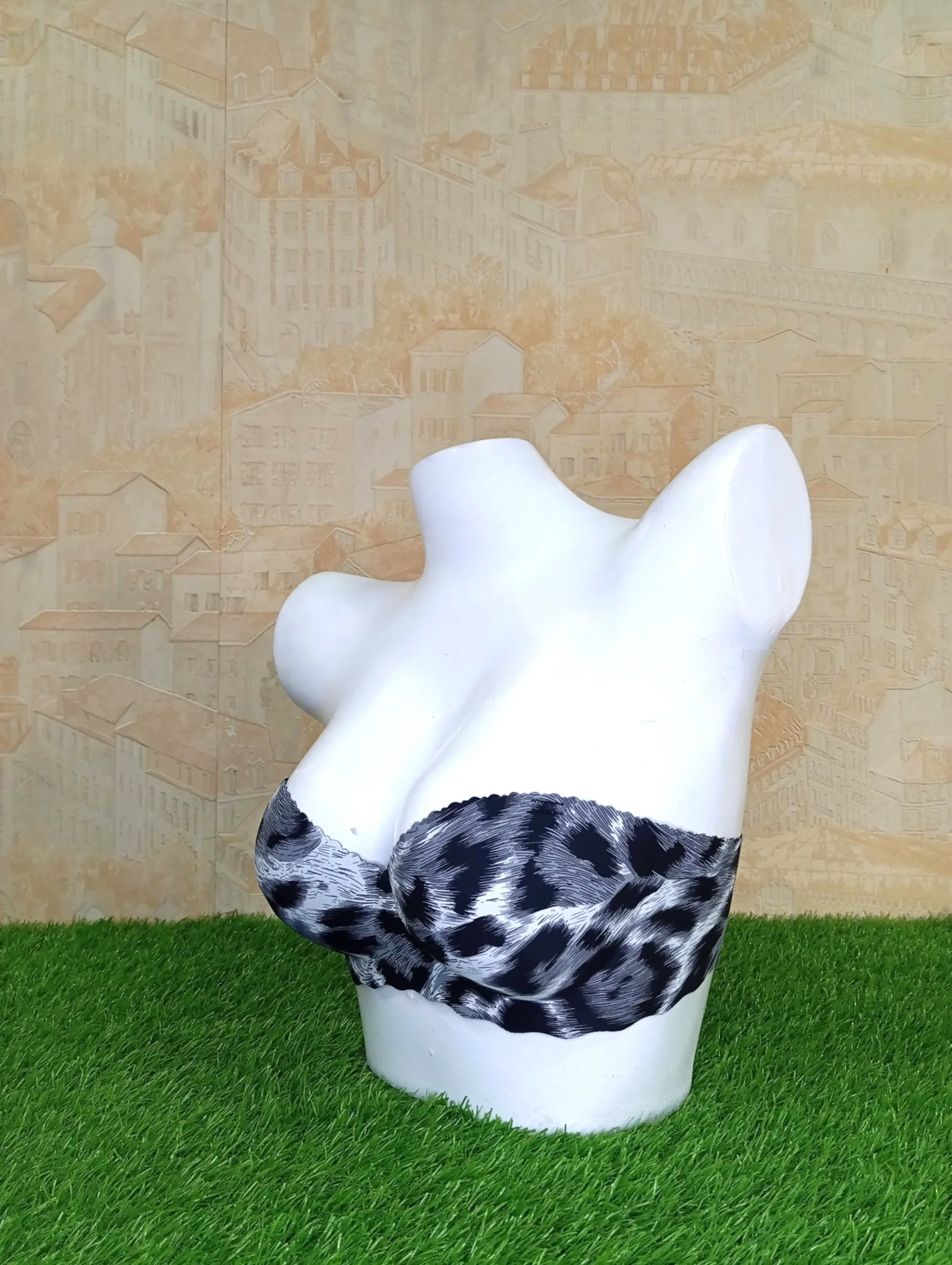 Cheetah Printed Push-Up Padded Versatile Bra Detachable Straps-Right Strapless