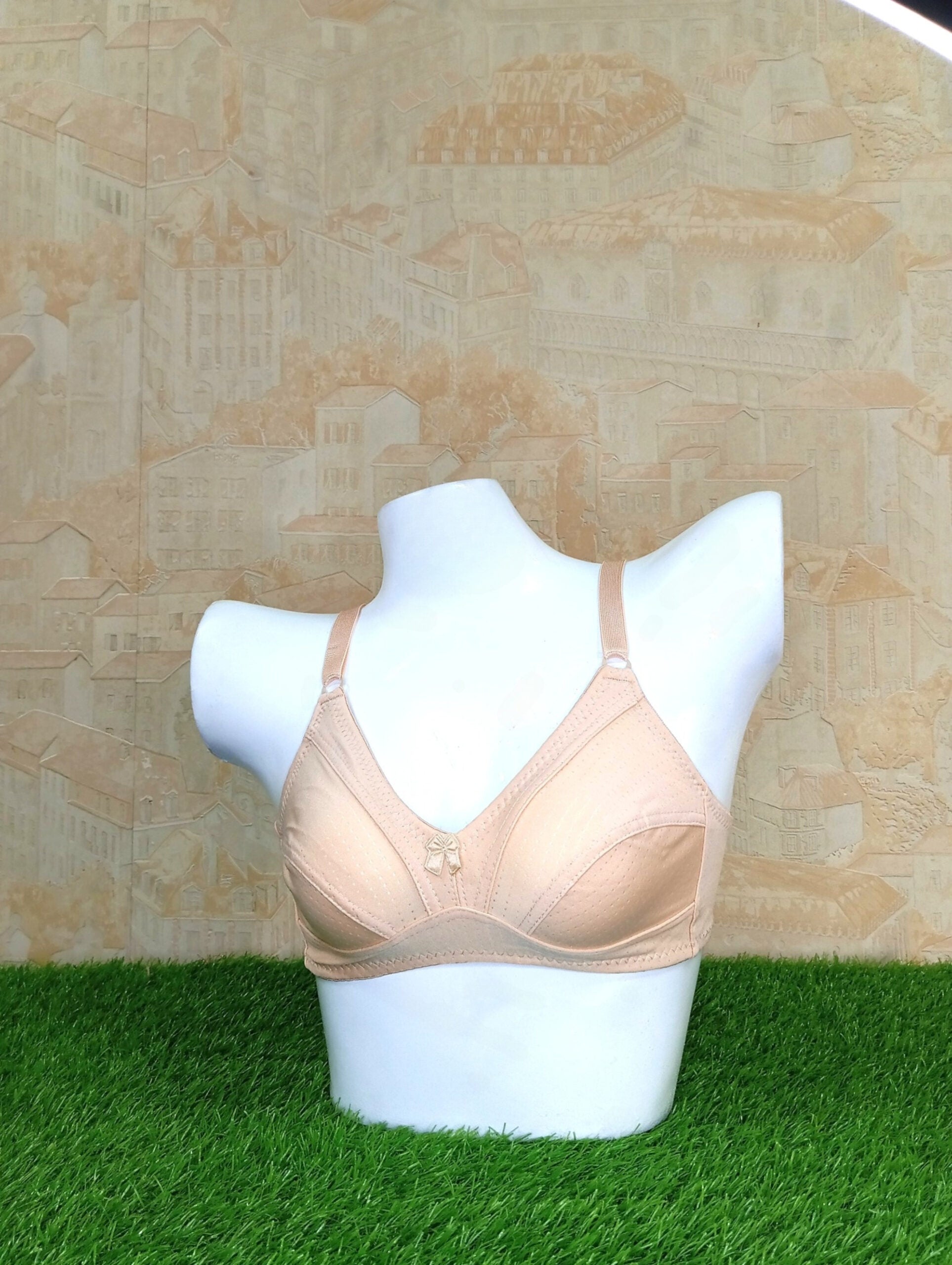 Plain Sexy Non-Padded Light Pinkish Ladies Ful COverage Bra